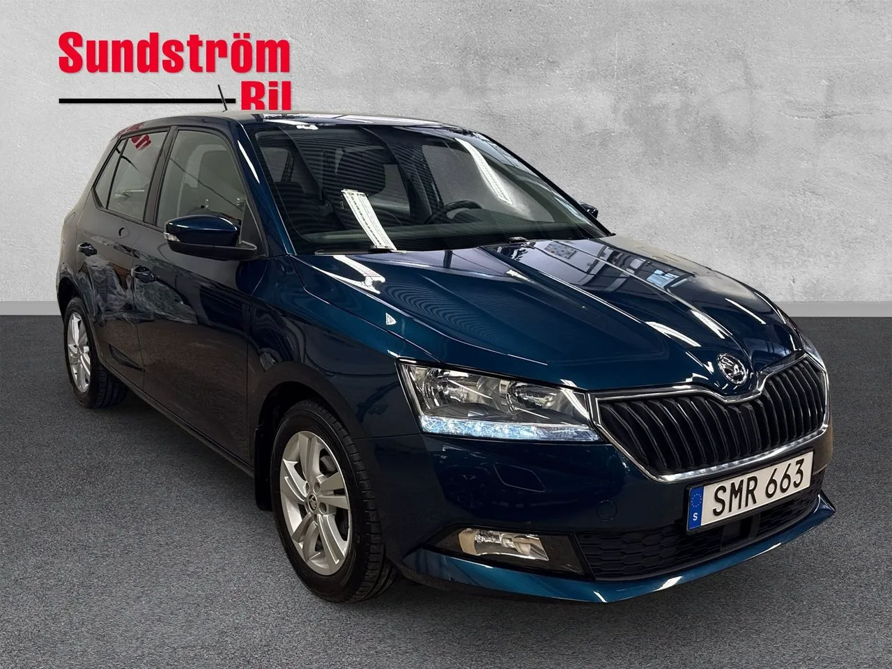Vehicle image 7
