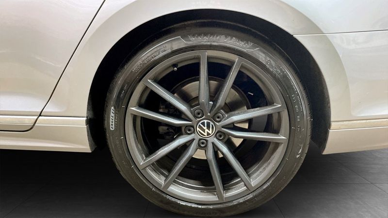 Volkswagen Passat bild 6
