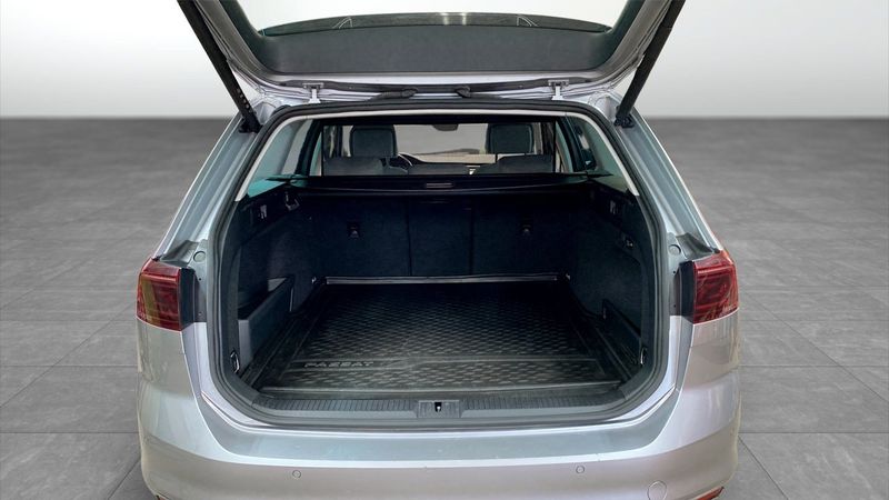 Volkswagen Passat bild 12