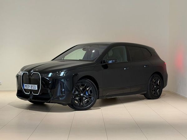 BMW iX xDrive60 xDrive60, Panorama, Driving Pro, Parking Pro, Drag, HK - 2026