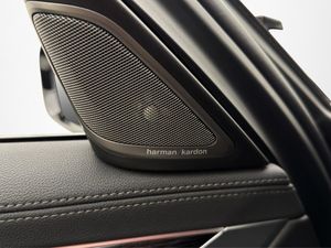 BMW 750 bild 19