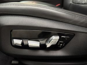 BMW 750 bild 16