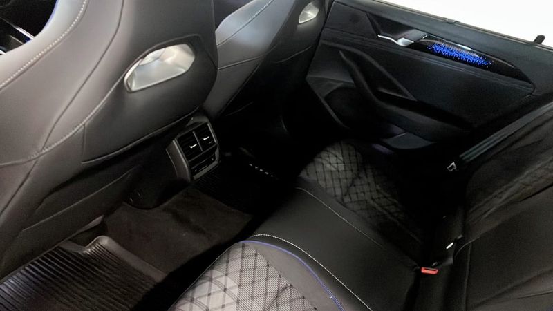 Volkswagen Passat bild 13