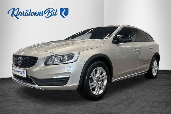 Volvo V60 Cross Country D4 AWD Business Advanced (190hk) VoC | D-värmare | Pdc - 2017