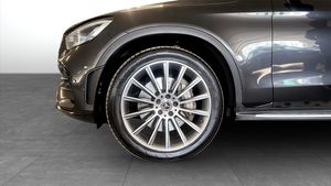 Mercedes GLC220 bild 9