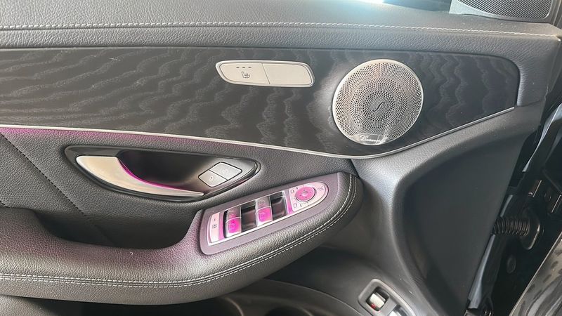 Mercedes GLC220 bild 10