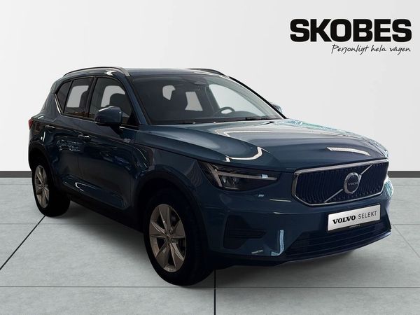 Volvo XC40 B4 FWD Bensin Core - 2025