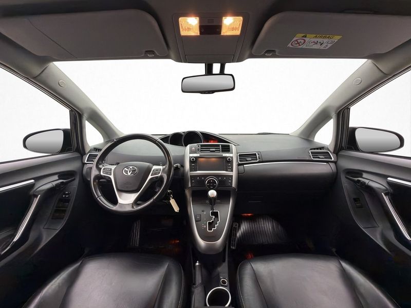 Toyota Verso bild 15
