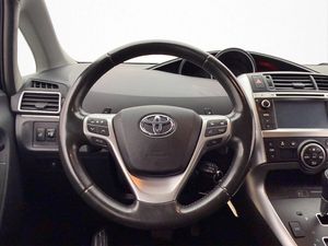Toyota Verso bild 10