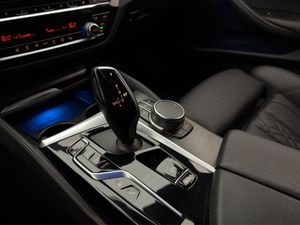 BMW 530 bild 24