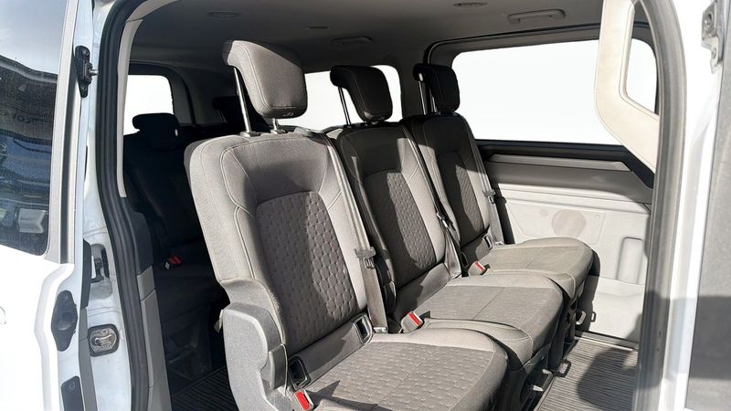 Ford Tourneo Custom bild 5