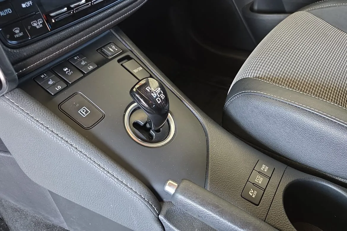 Vehicle image 18