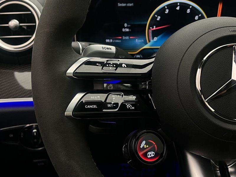 Mercedes E63 AMG bild 14