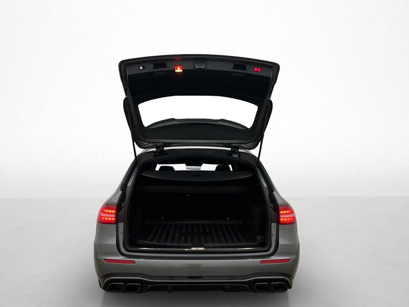 Mercedes E63 AMG bild 33