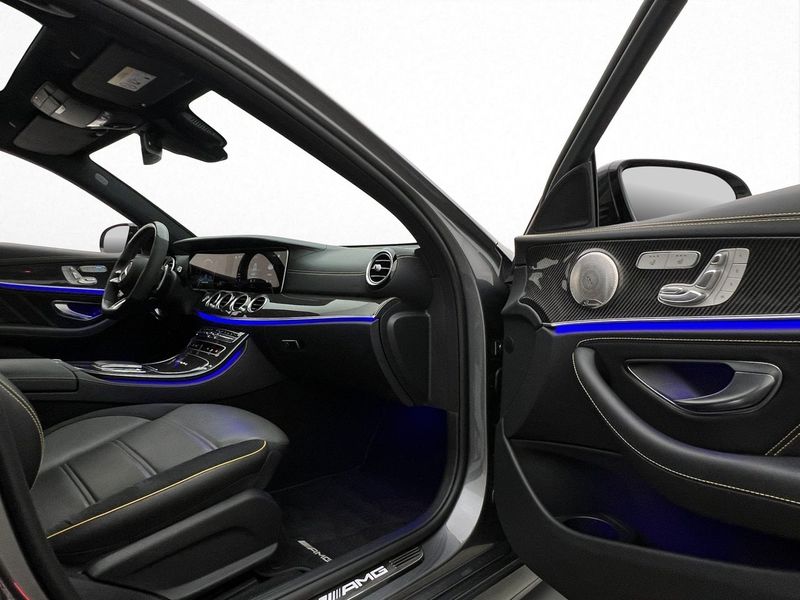 Mercedes E63 AMG bild 31