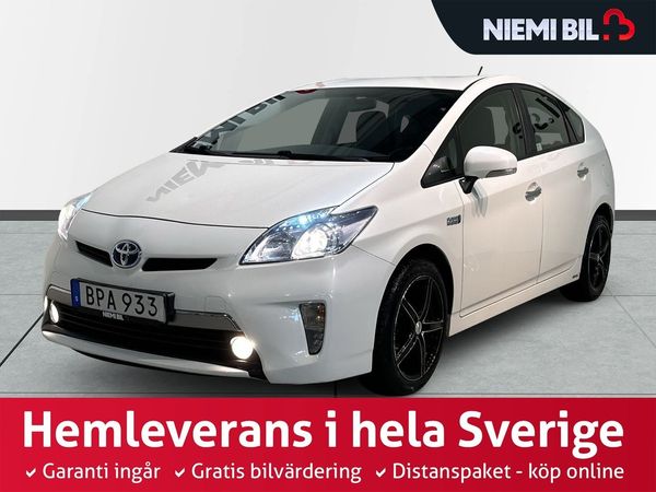 Toyota Prius Plug-in Hybrid 1.8 VVT-i Kamera Kamkedja HuD S/V-hjul - 2015