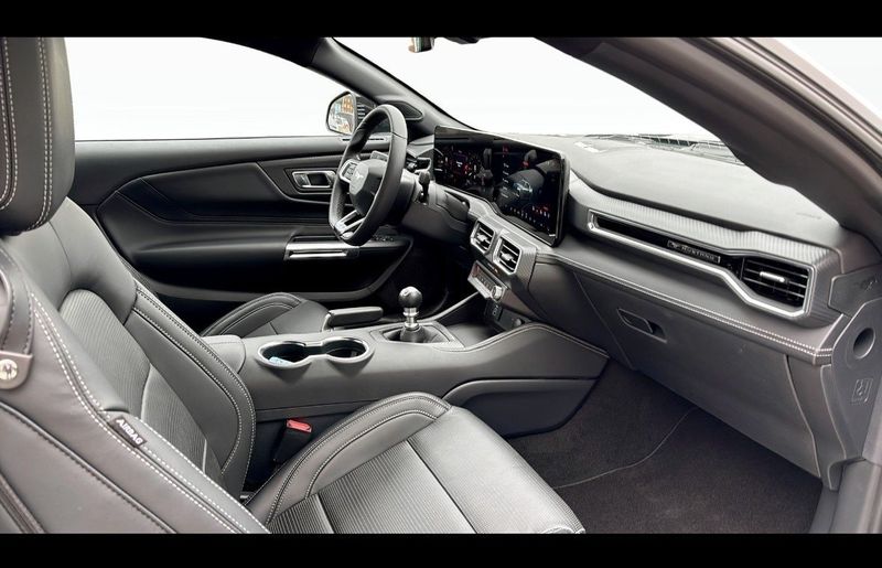 Ford Mustang bild 13