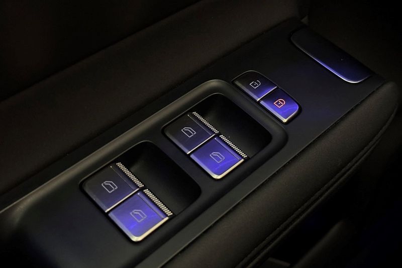 Polestar 4 bild 35
