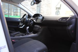 Peugeot 308 bild 15