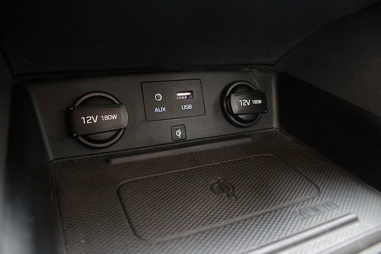 Vehicle image 35