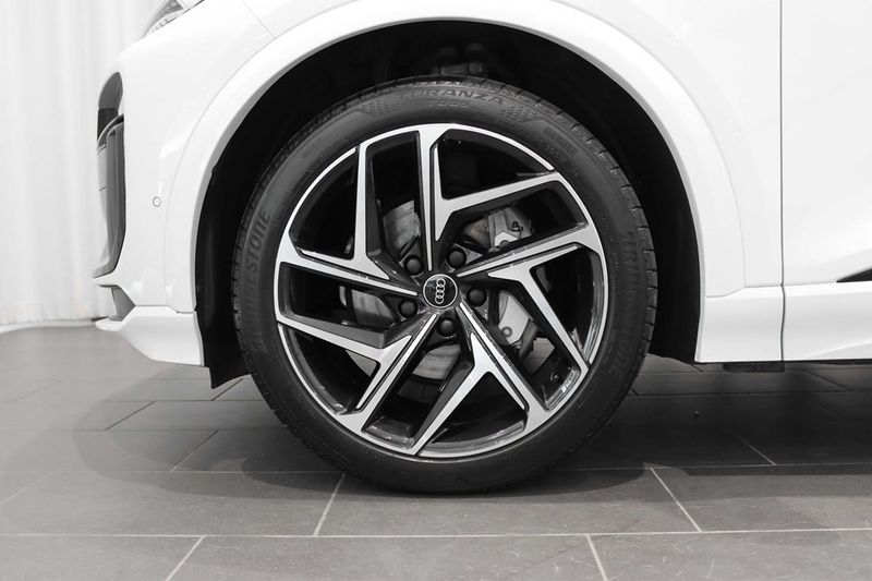 Audi Q6 e-tron bild 8