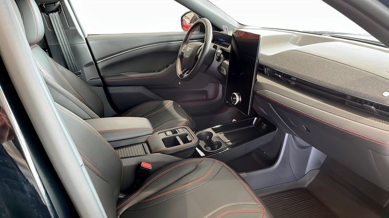 Ford Mustang Mach-E bild 3