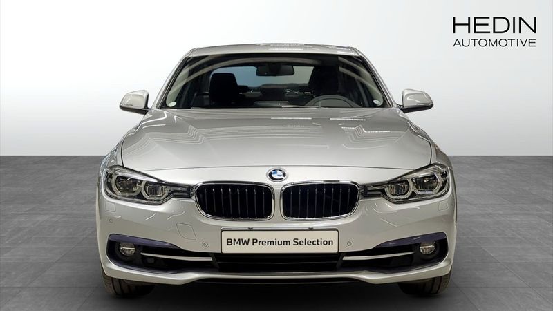 BMW 320 bild 8