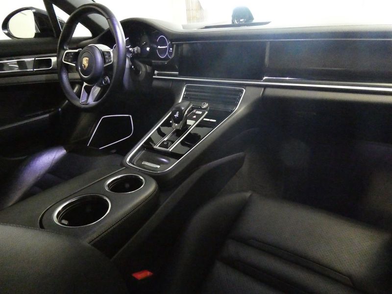 Porsche Panamera bild 13