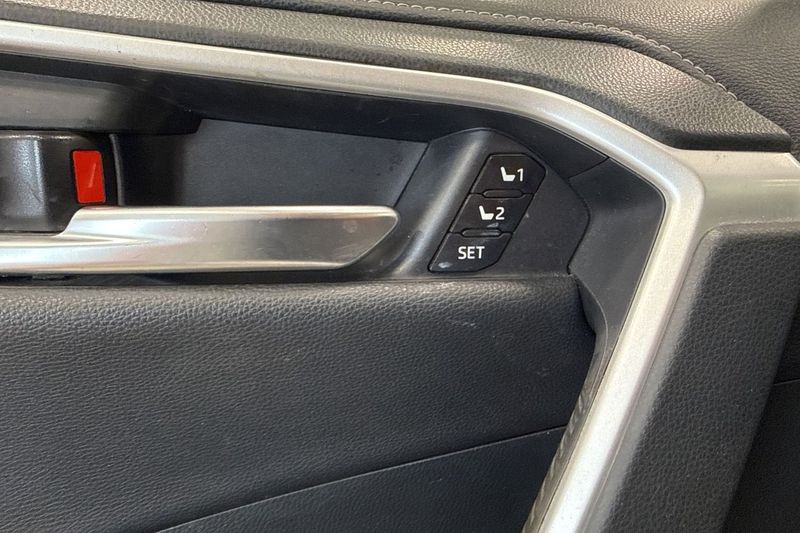 Toyota RAV4 bild 19