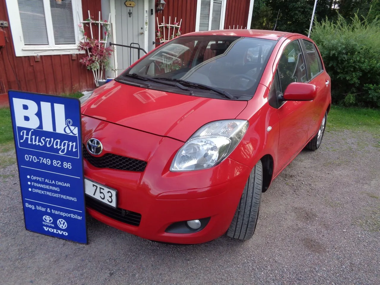 Vehicle image 19