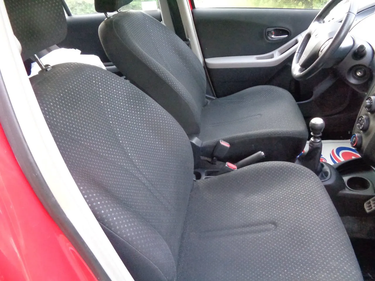 Vehicle image 21