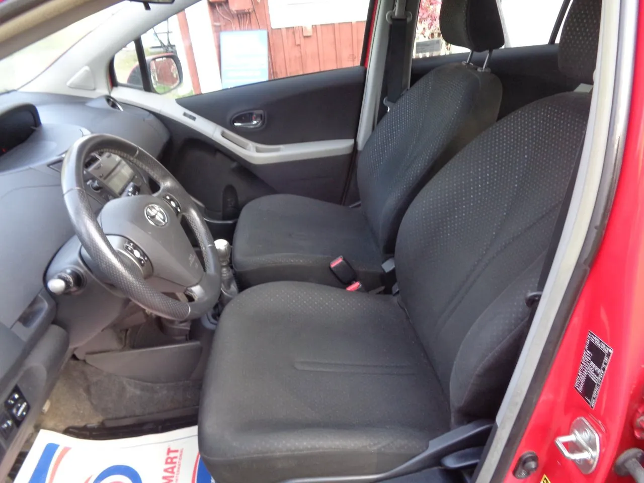 Vehicle image 12