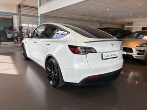 Tesla Model Y bild 3