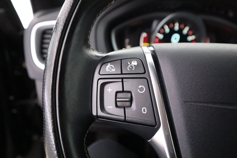 Volvo V40 bild 17
