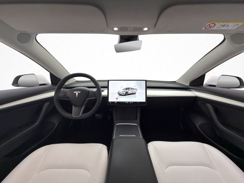 Tesla Model 3 bild 13