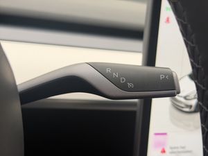 Tesla Model 3 bild 26