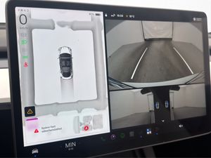 Tesla Model 3 bild 18