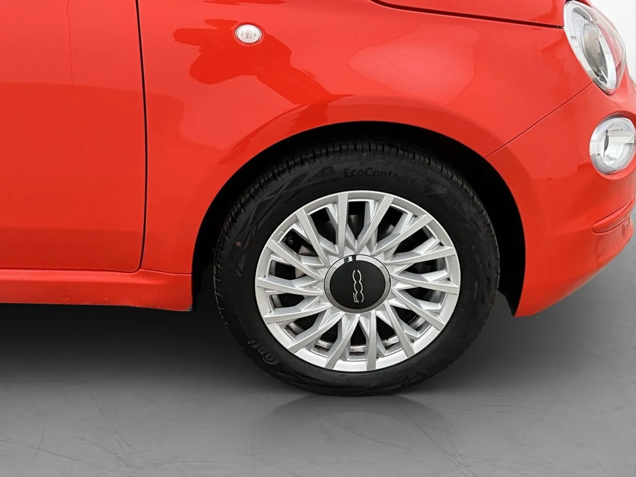 Vehicle image 20