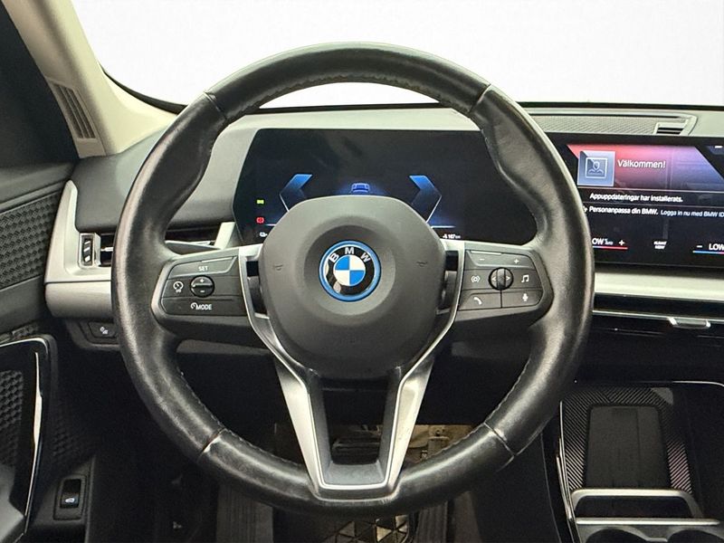 BMW iX1 bild 14