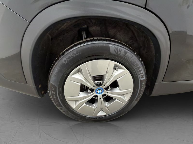 BMW iX1 bild 28