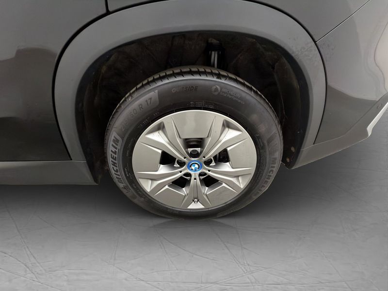 BMW iX1 bild 27