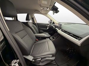 BMW iX1 bild 23