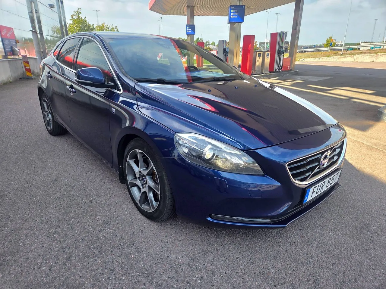 Vehicle image 11