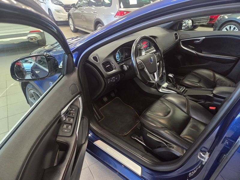 Volvo V40 bild 2