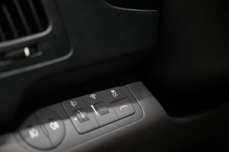 Hyundai H-1 bild 27