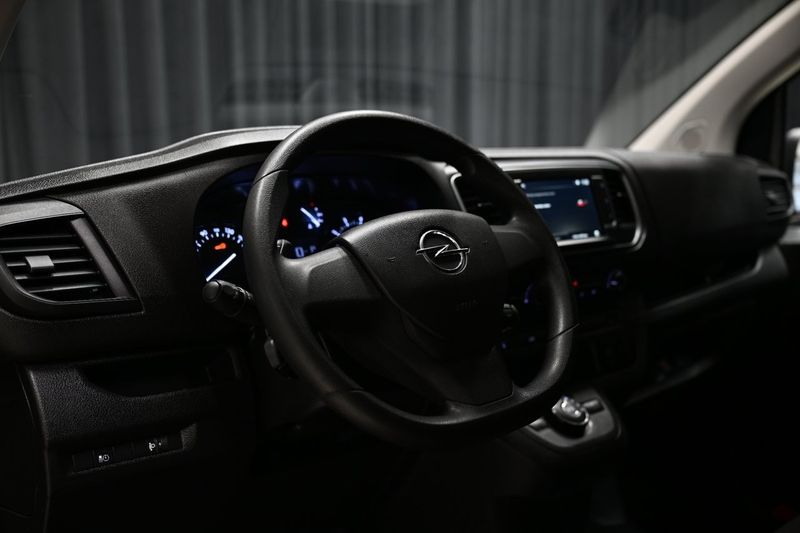 Opel Vivaro bild 12