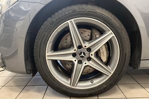 Mercedes E300 bild 10