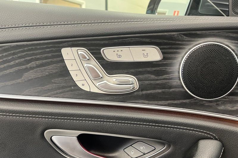 Mercedes E300 bild 22