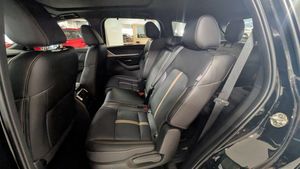 Mazda CX-80 bild 8