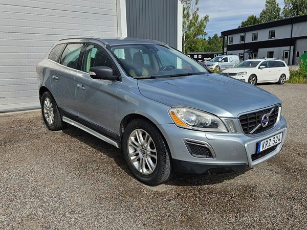 Volvo XC60 D3 AWD Geartronic Summum Euro 5 - 2011
